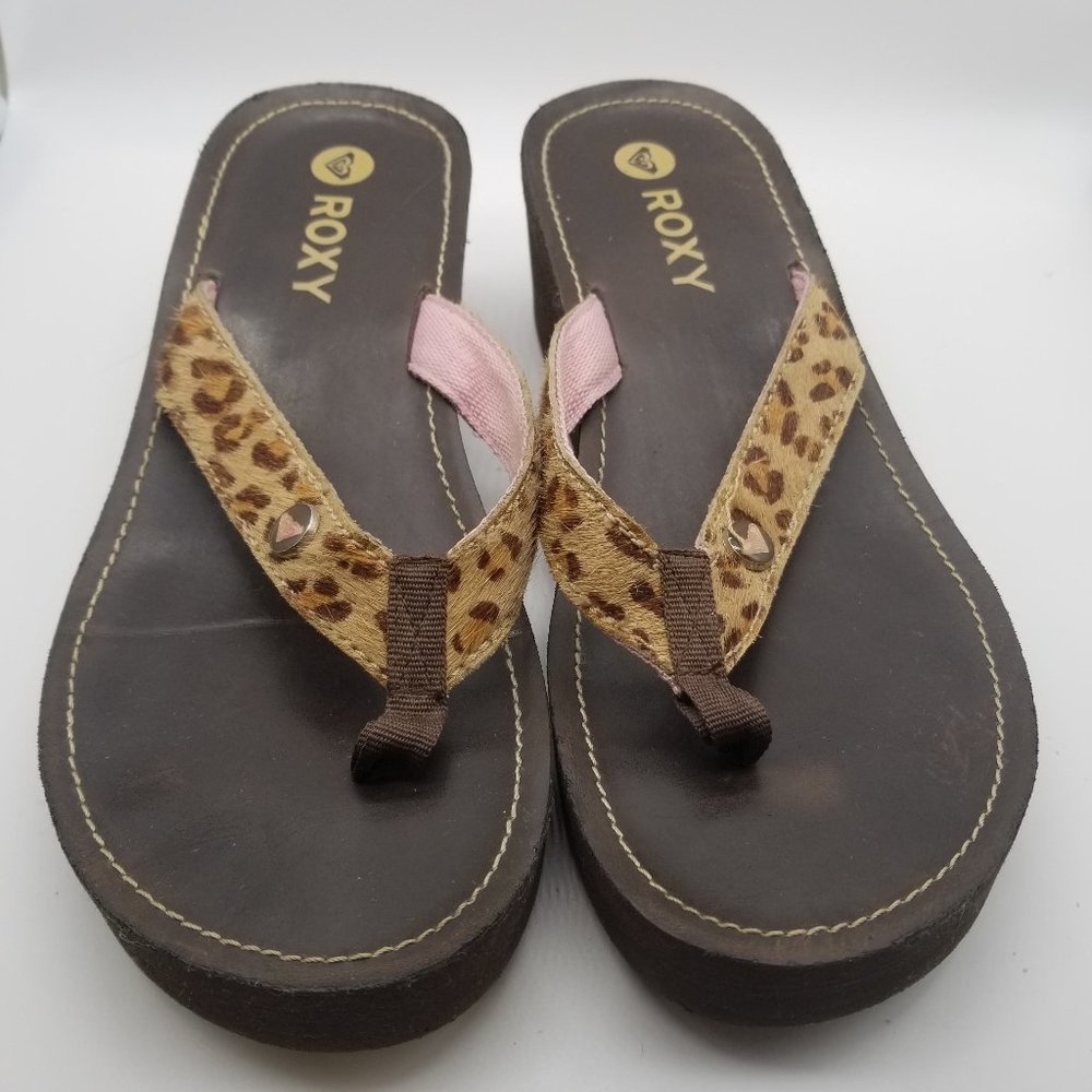 Roxy Leopard Print Cow Hair Wedge Heel Flip Flops